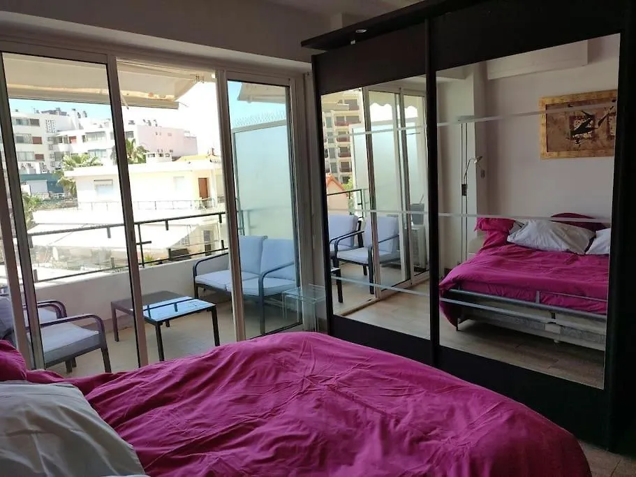 Apartment Studio Neuf Climatise Au Coeur De Juan-Les-Pins Antibes France
